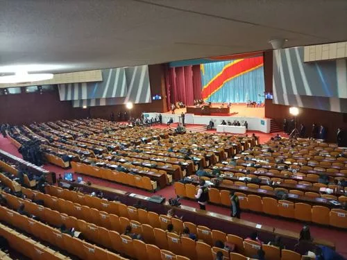 Vue d'une plénière à l'Assemblée nationale de la RDC