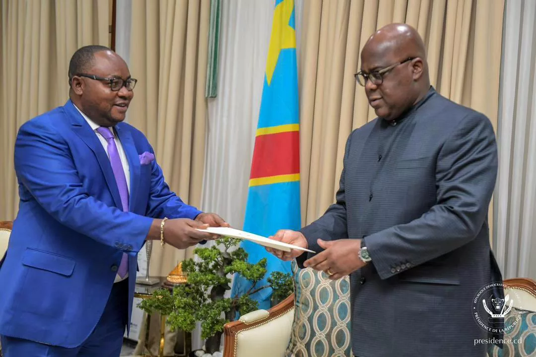 le Président Félix Tshisekedi accordant une audience au ministre de la Coopération régionale Didier Mazenga, le lundi 10 juin 2024 à la Cité de l’Union africaine.