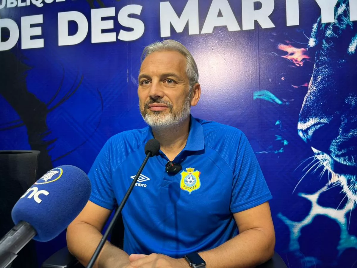 Le sélectionneur des Léopards de la RDC, Sébastien Desabre, lors de la conférence de presse d’avant match RDC-Topo, samedi 8 juin 2024 à Kinshasa, comptant pour la 4e journée des éliminatoires de la Coupe du Monde 2026. Radio Okapi/Ph. Vanessa Nkongolo