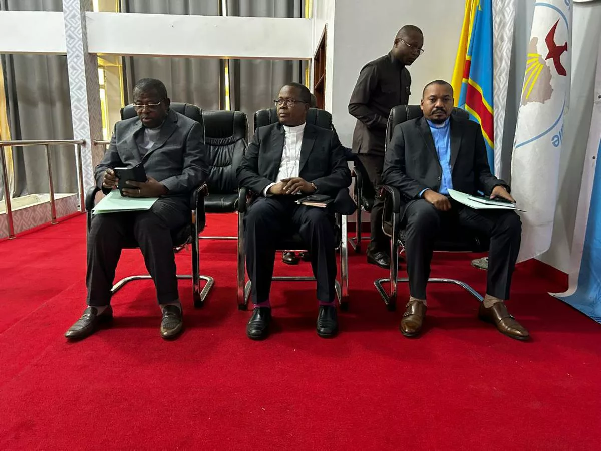 des membres de la Mission d'observation electorale CENO-ECC lors de la publication du rapport final du cycle électoral 2019-2023, à Kinshasa. Radio Okapi/Ph. Blaise Shindani K.