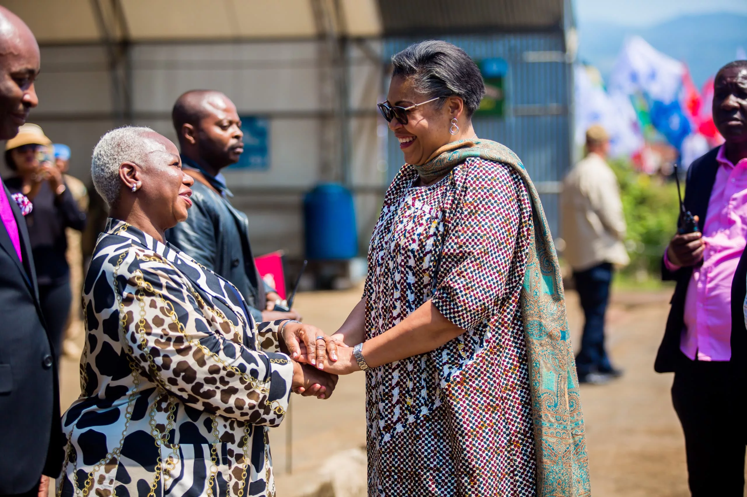 La première Ministre Judith Suminwa accueillie par la cheffe de la Monusco Bintu Keita à Bukavu