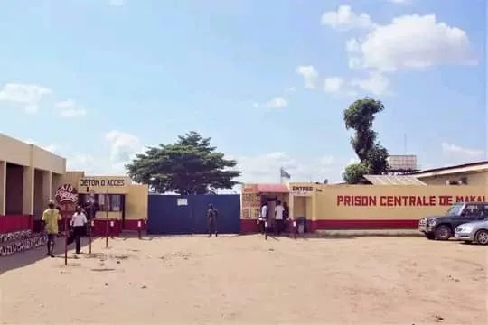 Vue de façade de la prison centrale de Makala à Kinshasa