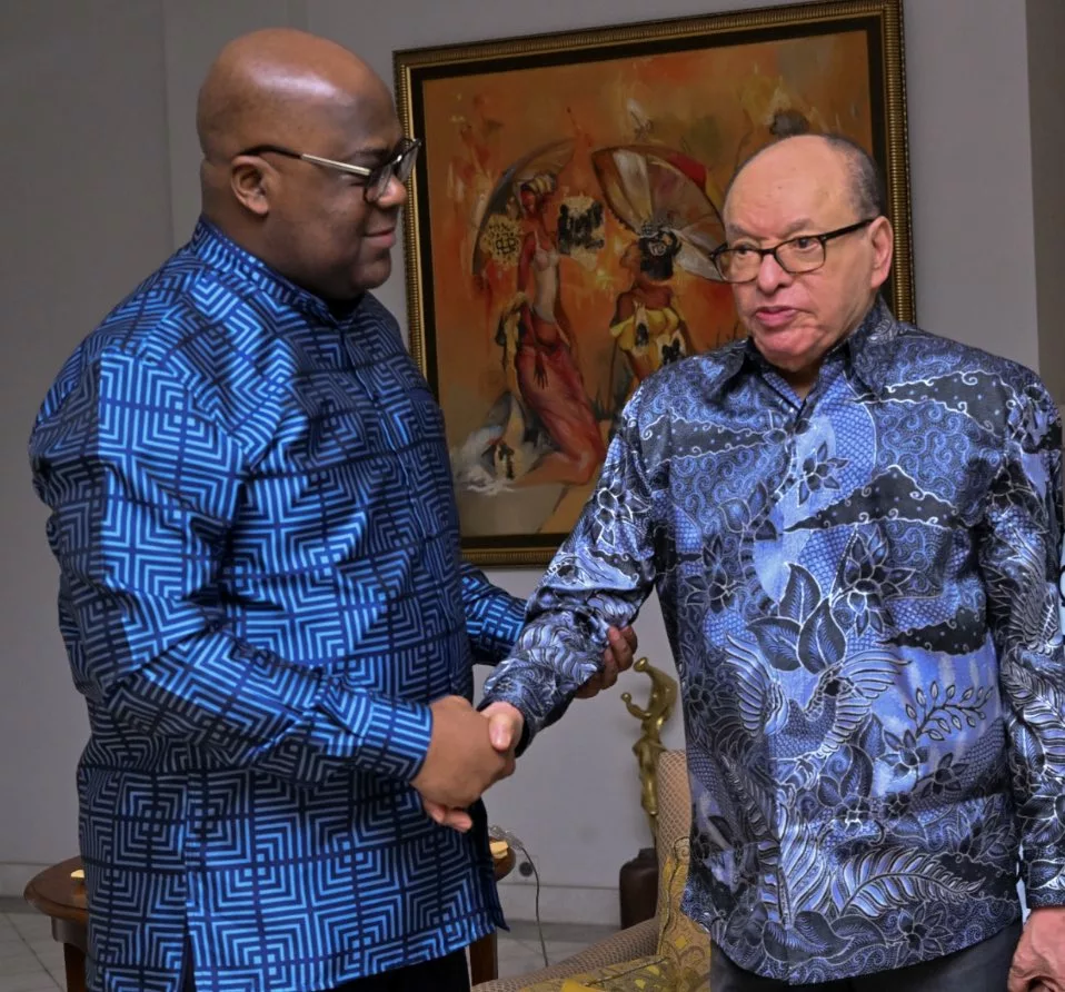 Le Président de la République Démocratique du Congo Félix Tshisekedi et l'ancie président du Sénat de la RDC Léon Kengo wa Dondo.