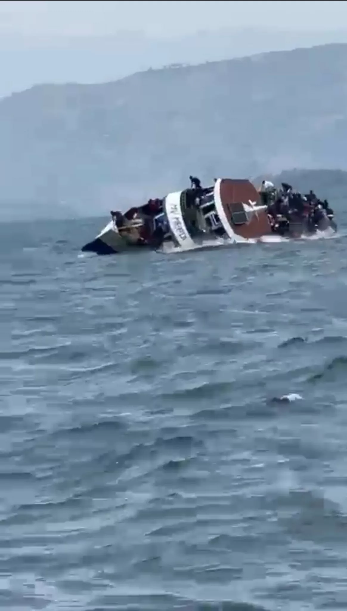 Naufrage d'un bateau sur le lac Kivu