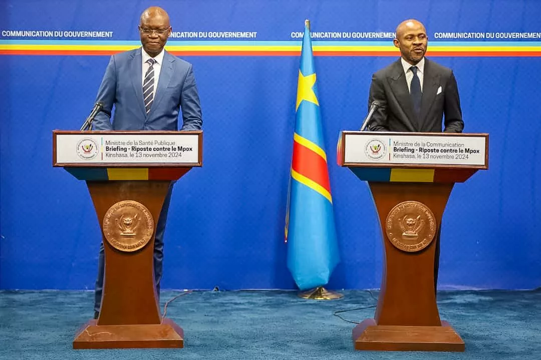 Les Ministres Roger Kamba de la santé et Patrick Muyaya de la communication et médias.