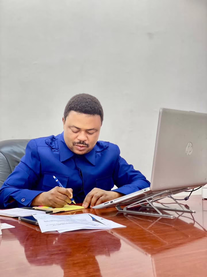 John Katumba Expert dans le secteur du Tourisme Congolais
