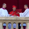Le cardinal Américain Robert Francis Prevost, âgé de 69 ans elu Papé avec le nom de Léon XIV