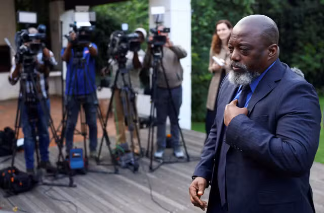 L'ancien président congolais Joseph Kabila après une rencontre avec l'ancien président sud-africain Thabo Mbeki à Johannesburg le 18 mars 2025.(photo Reuters)
