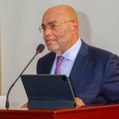 Adam Bombole Intole Homme d'affaires, député national honoraire et président du Conseil d'administration de la SCPT